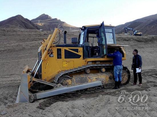 新利体育官网登录入口挺进青藏高原 山推DH17推土机展雄威